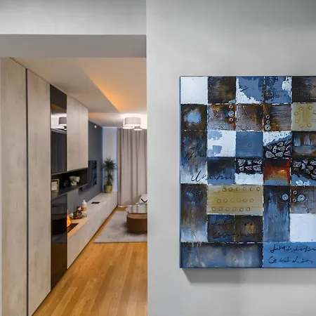 Luxury Sunset - With Garage And Balcony زادار