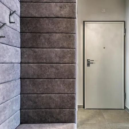 Luxury Sunset - With Garage And Balcony