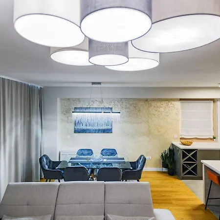 Luxury Sunset - With Garage And Balcony زادار