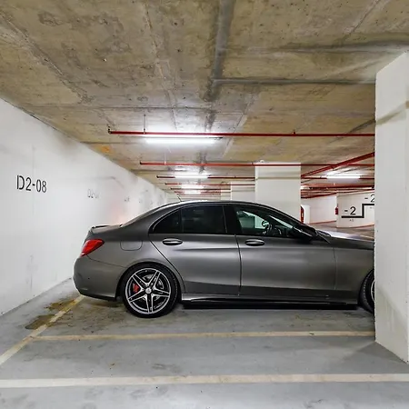 Luxury Sunset - With Garage And Balcony شقة