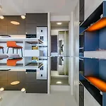 Luxury Sunset - With Garage And Balcony