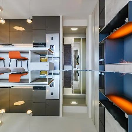 Luxury Sunset - With Garage And Balcony