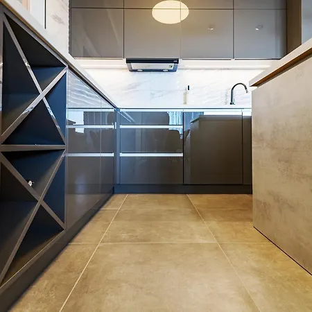 Apartment Luxury Sunset - With Garage And Balcony *