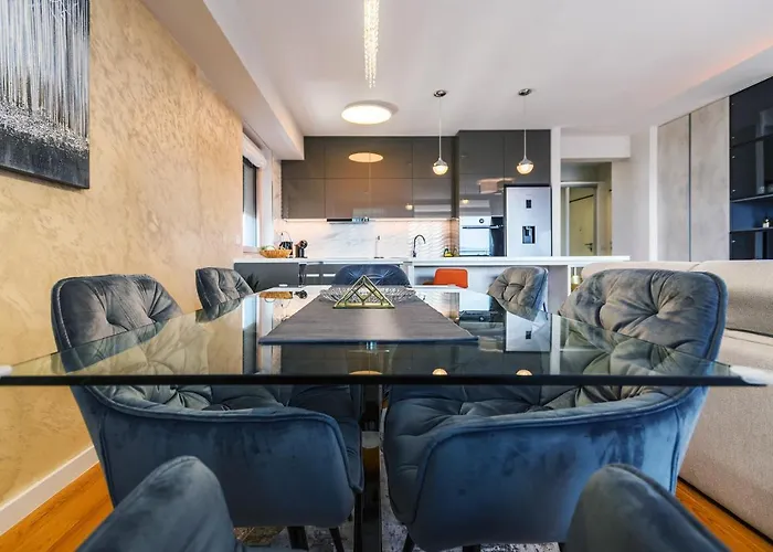 Luxury Sunset - With Garage And Balcony Appartement *