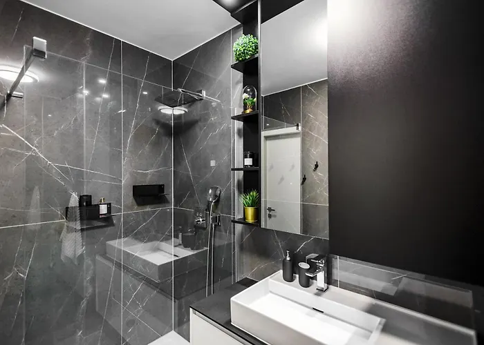 Luxury Sunset - With Garage And Balcony Appartement *