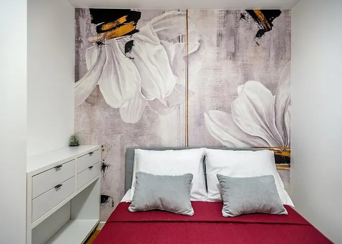 Appartement Luxury Sunset - With Garage And Balcony *